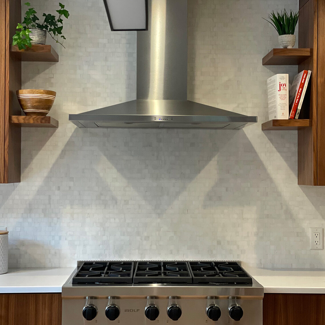 maria-matluck-kitchen-designer-custom-walnut-kitchen-roseville-westport-ct-1